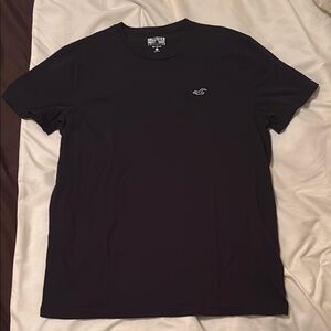 Hollister Men's Black T-Shirt